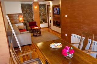 Апартаменты Apartments Tango Колашин Апартаменты с видом на сад-29