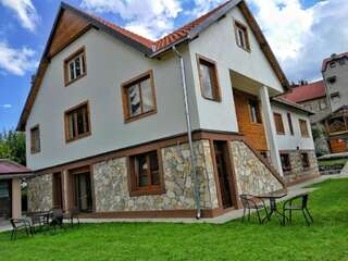 Апартаменты Apartments Tango Колашин Апартаменты с видом на сад-38